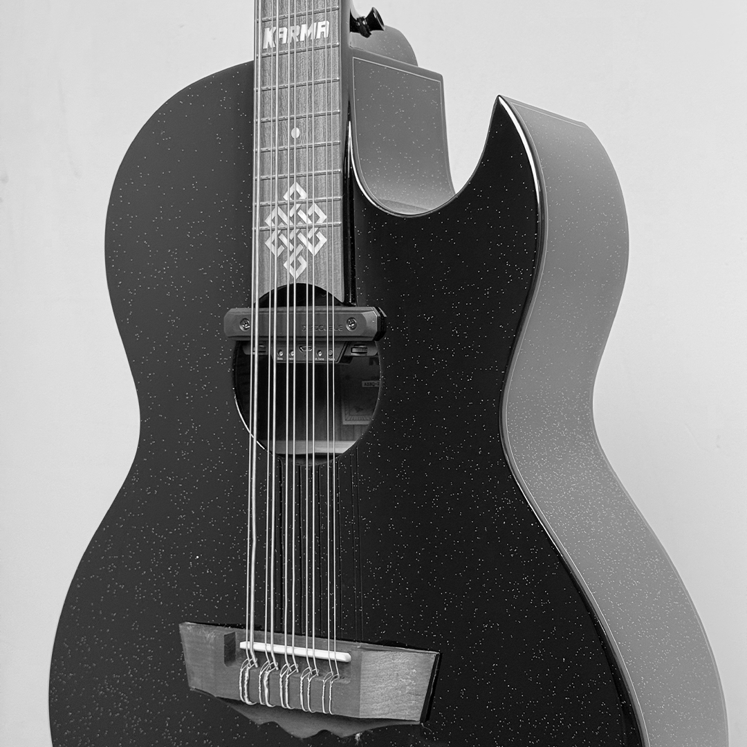 Historia de Karma Guitars, 2024: nuestro primer bajo quinto