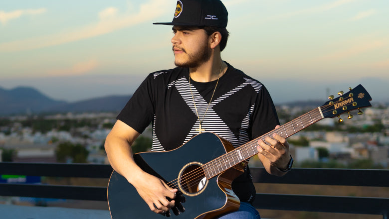 Marca Registrada, artista de Karma Guitars