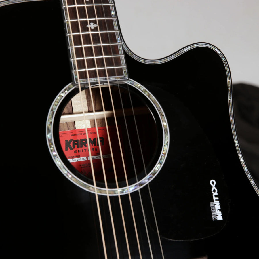 Karma Infinity 6-BLK, soundhole and rosette