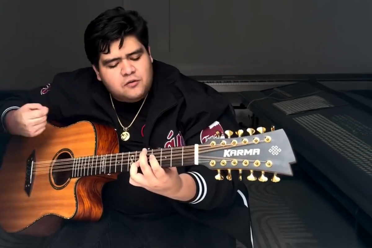 Octavio Cuadras, artista de Karma Guitars